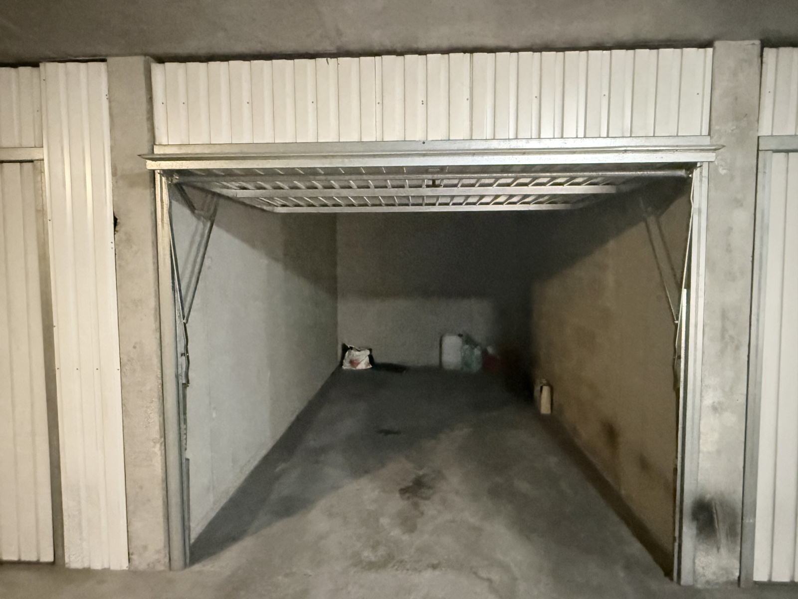 Image_, Garage, Villeurbanne, ref :1072