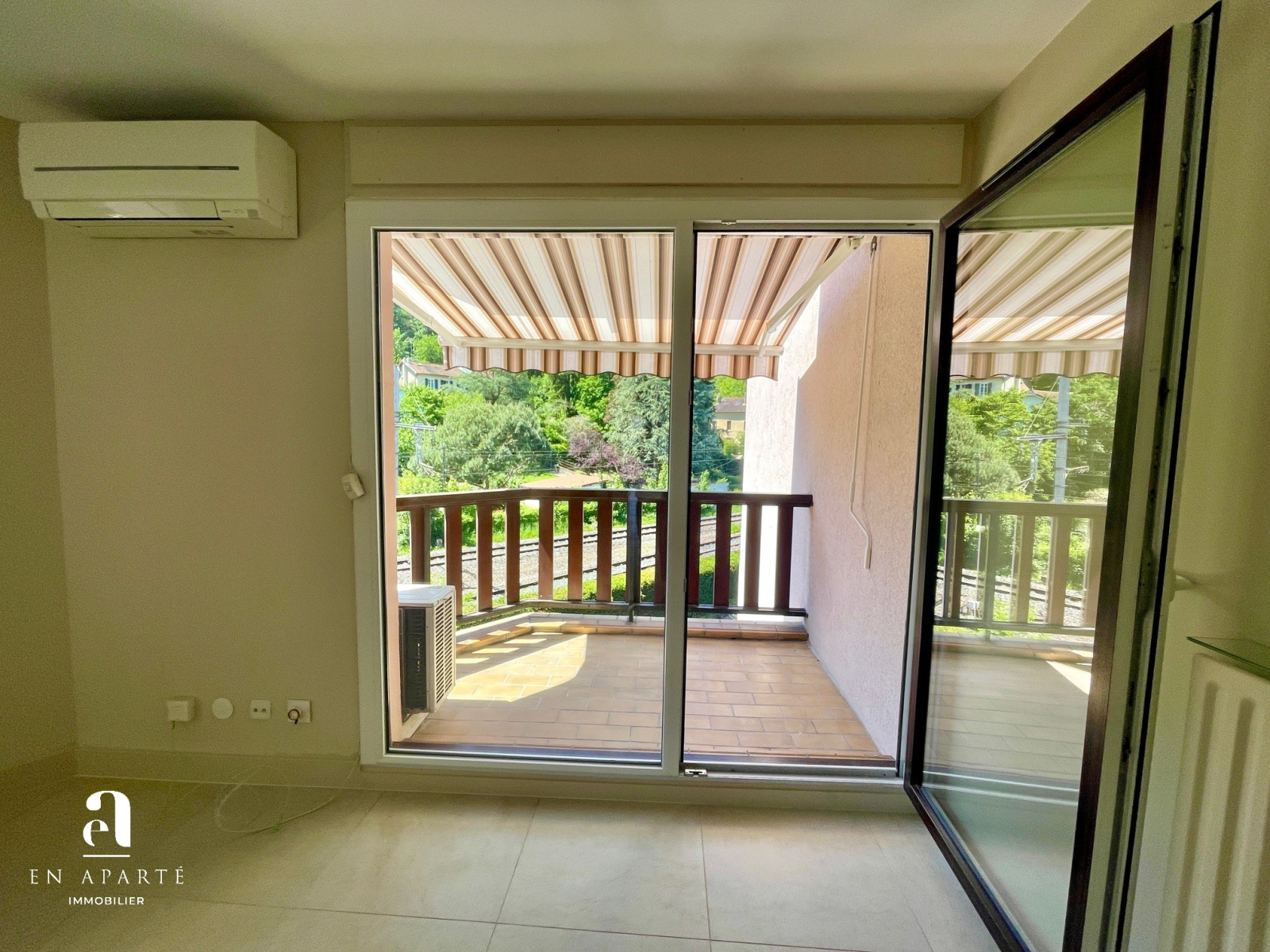 Image_, Appartement, Charbonnières-les-Bains, ref :1001