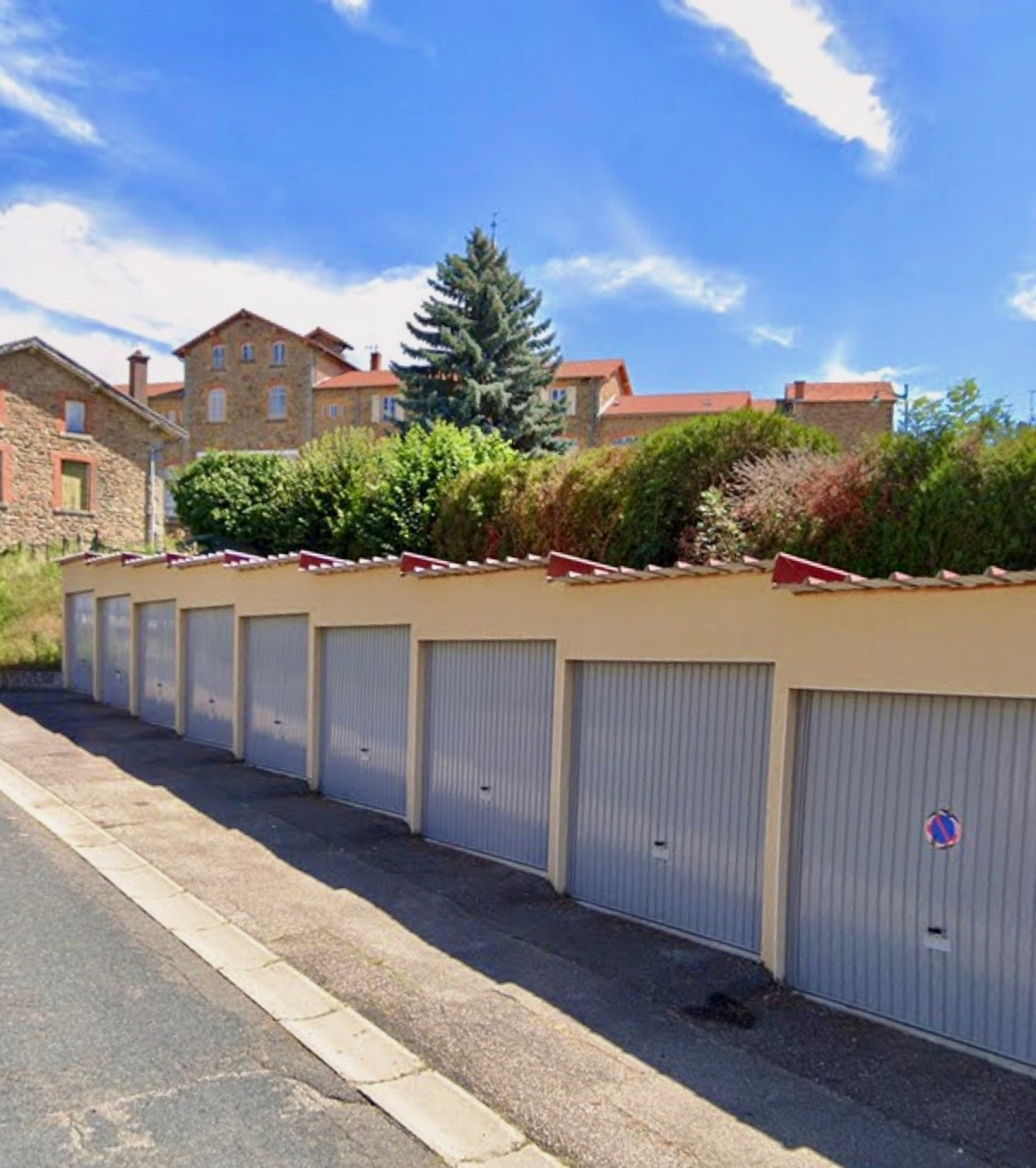 Image_, Garage, Saint-Martin-en-Haut, ref :G1065B